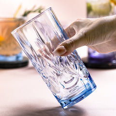 Primary-color Glass With A Classic Pattern